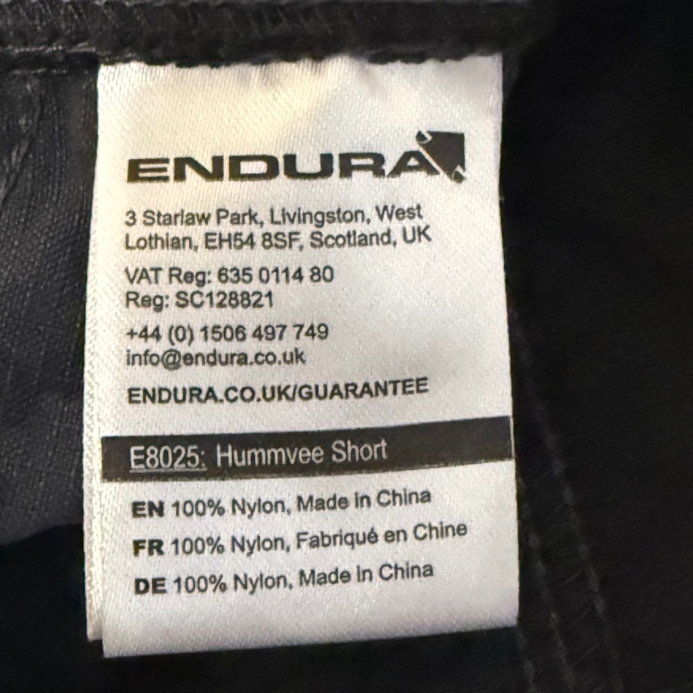 Endura Hummvee Mountain Bike Shorts Mens Large Black Camo E8025 MTB Cycling - Picture 9 of 9